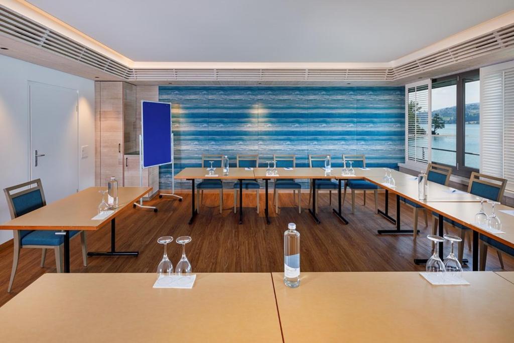 Seehotel Delphin Meisterschwanden Экстерьер фото