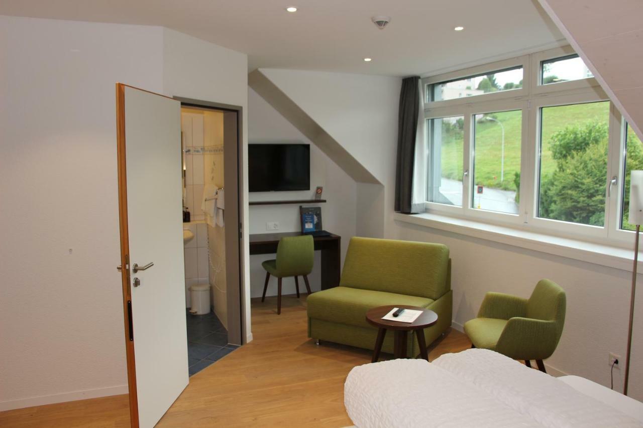 Seehotel Delphin Meisterschwanden Экстерьер фото